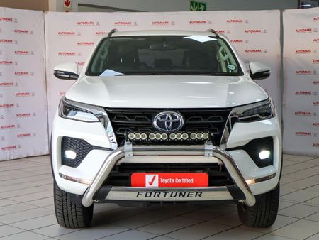 2021-Toyota-Fortuner-28-GD-6-4x4-Auto_3