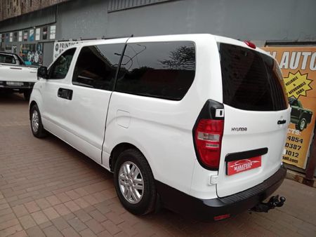 2021-Hyundai-H-1-25-CRDi-Panel-Van-Auto_4