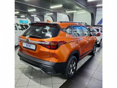 2021-Kia-Seltos-16-EX-Auto_2