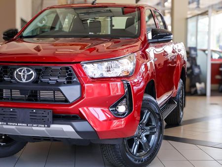 2024-Toyota-Hilux-24-GD-6-Raised-Body-Raider-Auto-Double-Cab_3