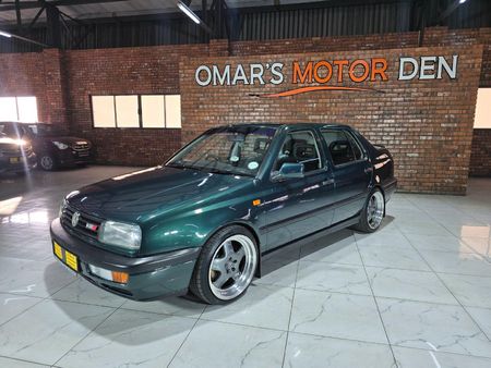 1994-Volkswagen-Jetta-VR6-Executive_2
