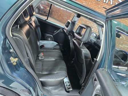 1994-Volkswagen-Jetta-VR6-Executive_5