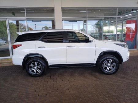 2022-Toyota-Fortuner-24-GD-6-4x4-Auto_2