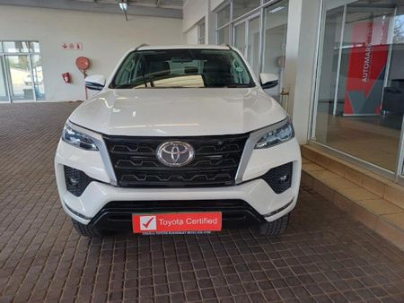 2022-Toyota-Fortuner-24-GD-6-4x4-Auto_3