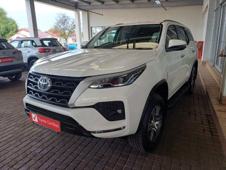 2022-Toyota-Fortuner-24-GD-6-4x4-Auto_7