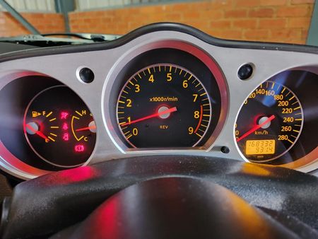 2007-Nissan-350Z-Coupe_9