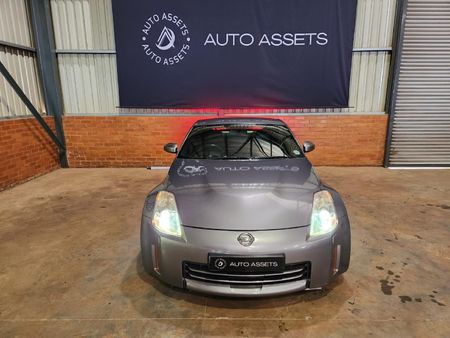 2007-Nissan-350Z-Coupe_1