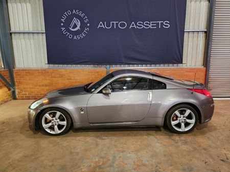 2007-Nissan-350Z-Coupe_2