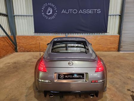 2007-Nissan-350Z-Coupe_4