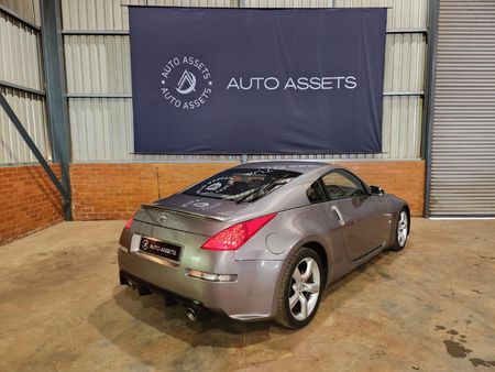 2007-Nissan-350Z-Coupe_6