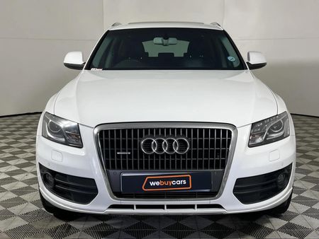 2010-Audi-Q5-20-TFSI-quattro-Auto_13