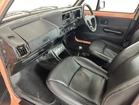 1990-Volkswagen-Citi-18L-Sport_7