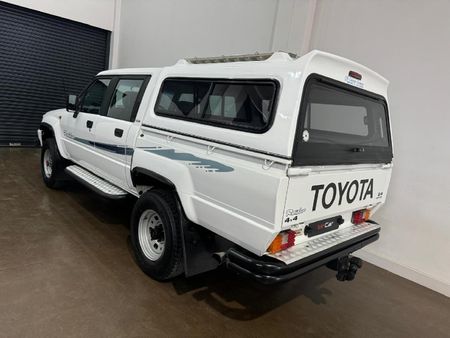 1997-Toyota-Hilux-2400-4x4-Double-Cab_6