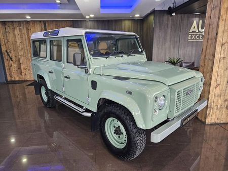 2016-Land-Rover-Defender-110-22D-Station-Wagon-Heritage_1