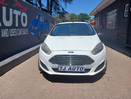 2015-Ford-Fiesta-10-EcoBoost-Trend-5-dr-Auto_1