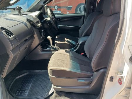 2021-Isuzu-D-Max-250-HO-Hi-Rider-Auto-Double-Cab_10