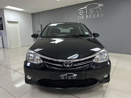 2015-Toyota-Etios-15-XS-5-dr_1