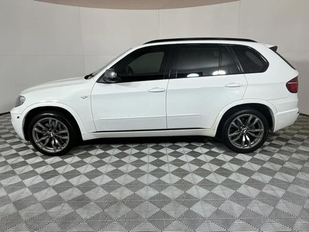 2012-BMW-X5-M50d_18