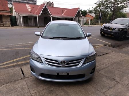 2013-Toyota-Corolla-20-D-4D-Advanced_1