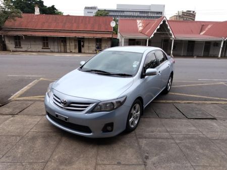 2013-Toyota-Corolla-20-D-4D-Advanced_2