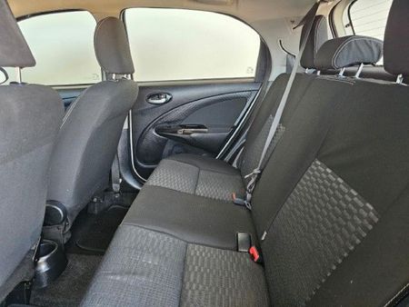 2021-Toyota-Etios-Cross-15-XS-5-dr_18