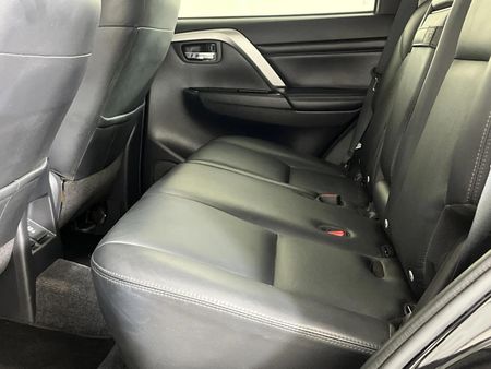 2022-Mitsubishi-Pajero-Sport-24D-4x4-Exceed-Auto_3