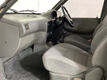 2003-Kia-Sportage-20_8
