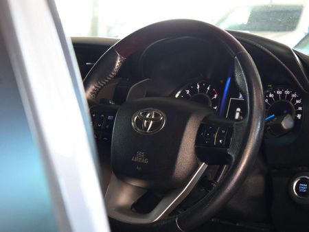 2018-Toyota-Fortuner-28-GD-6-4x4-Auto_14