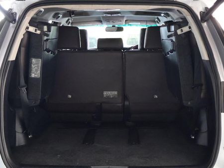 2018-Toyota-Fortuner-28-GD-6-4x4-Auto_23
