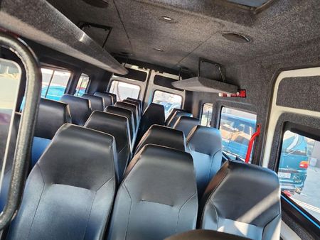 2020-Volkswagen-Crafter-50-20TDi-103KW-XLWB-FC-PV_2