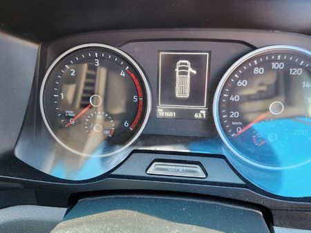 2020-Volkswagen-Crafter-50-20TDi-103KW-XLWB-FC-PV_4