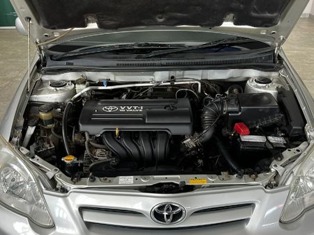2006-Toyota-RunX-160i-RS_11