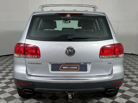 2004-Volkswagen-Touareg-42-V8-Auto_17