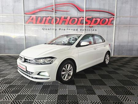 2018-Volkswagen-Polo-10-TSI-Comfortline_0