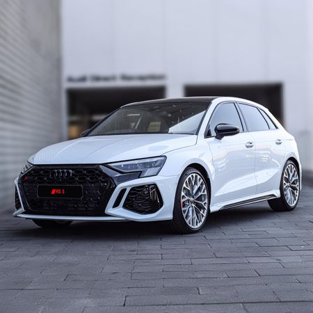 2024-Audi-RS3-Sportback-Quattro-Auto_0