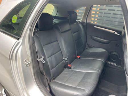 2011-Mercedes-Benz-B-Class-B-200-CDI-Auto_12