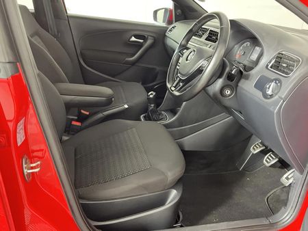 2021-Volkswagen-Polo-Vivo-10-TSI-GT-5-dr_9