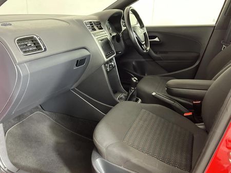 2021-Volkswagen-Polo-Vivo-10-TSI-GT-5-dr_8