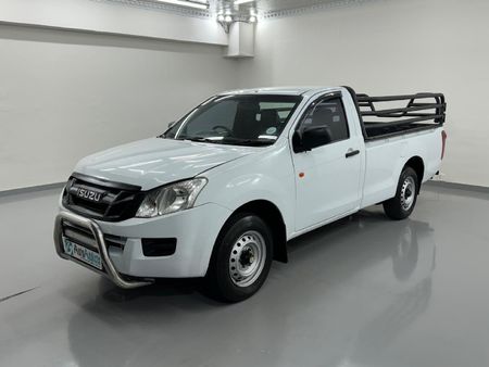2014-Isuzu-KB-250_0