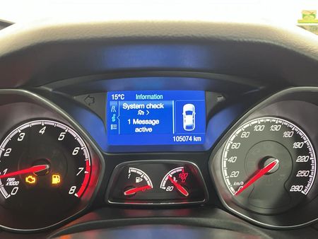 2014-Ford-Focus-20-GTDi-ST3-5-dr_2