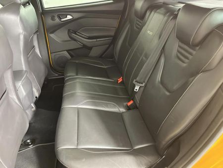 2014-Ford-Focus-20-GTDi-ST3-5-dr_3
