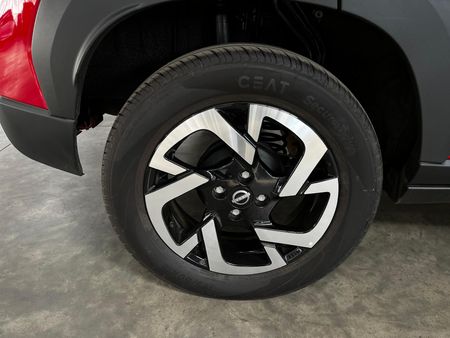 2024-Nissan-Magnite-10-Acenta-Plus-Auto_18