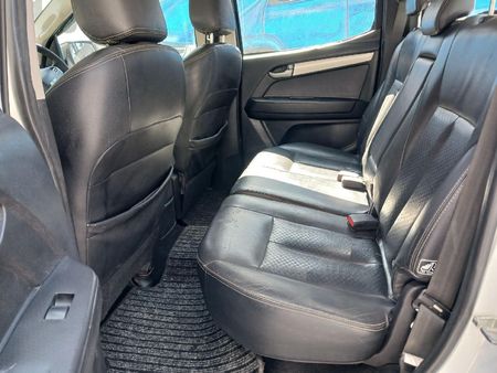 2015-Isuzu-KB-300-D-Teq-LX-Double-Cab_11