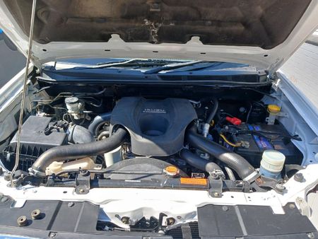 2015-Isuzu-KB-300-D-Teq-LX-Double-Cab_13