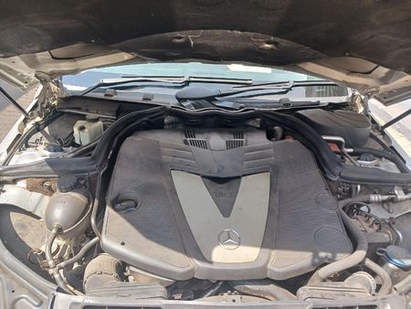 2012-Mercedes-Benz-C-Class-C-350-CDI-BE-Avantgarde-Auto_15