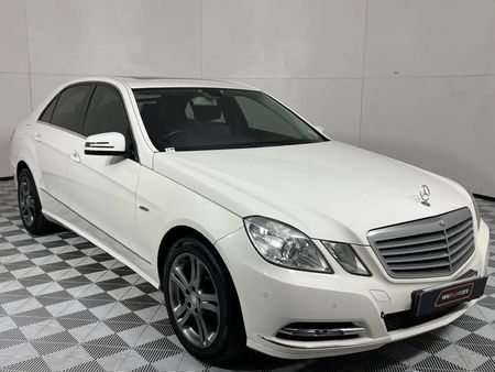 2012-Mercedes-Benz-E-Class-E-200-CGI-BE-Avantgarde_14