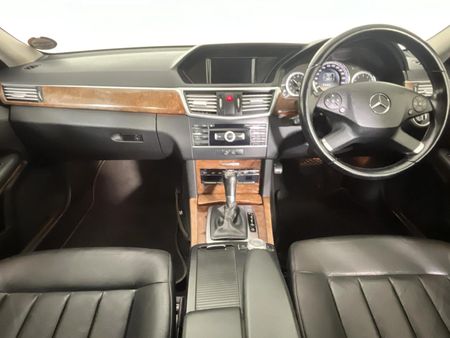 2012-Mercedes-Benz-E-Class-E-200-CGI-BE-Avantgarde_1