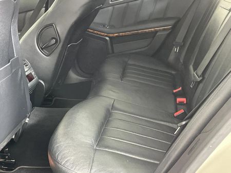 2012-Mercedes-Benz-E-Class-E-200-CGI-BE-Avantgarde_3