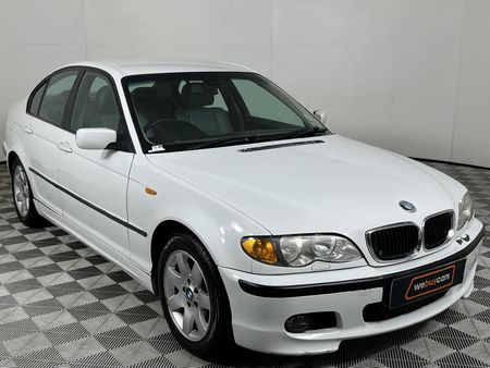 2004-BMW-3-Series-318i_4