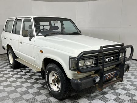 1988-Toyota-Land-Cruiser-FJ60-D-DLX-Station-Wagon_10